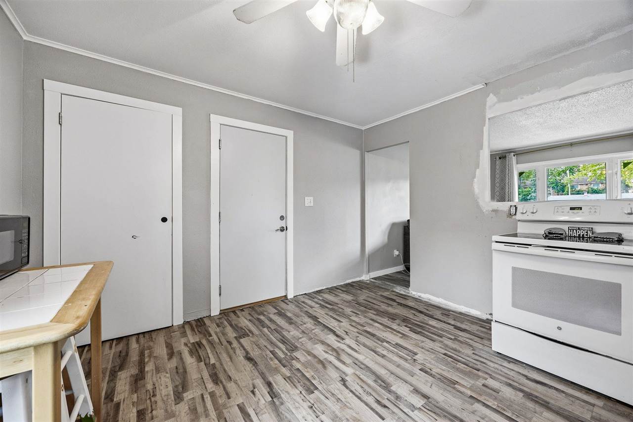 54 Oklahoma Avenue SW Cedar Rapids IA 52404