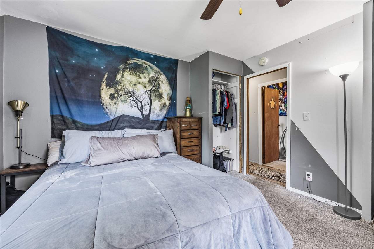 54 Oklahoma Avenue SW Cedar Rapids IA 52404