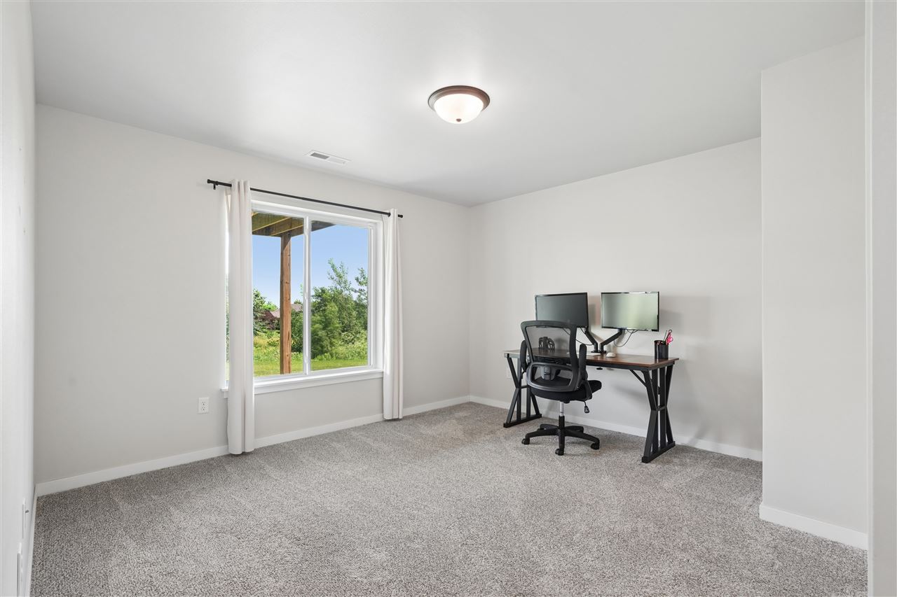 916 Summit Court Tiffin IA 52340