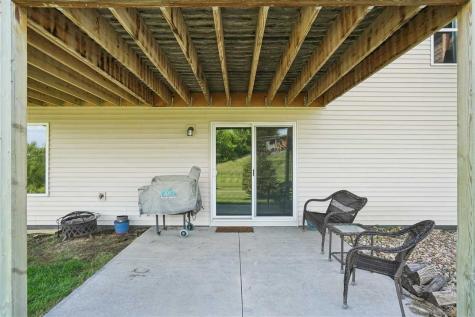 916 Summit Court Tiffin IA 52340