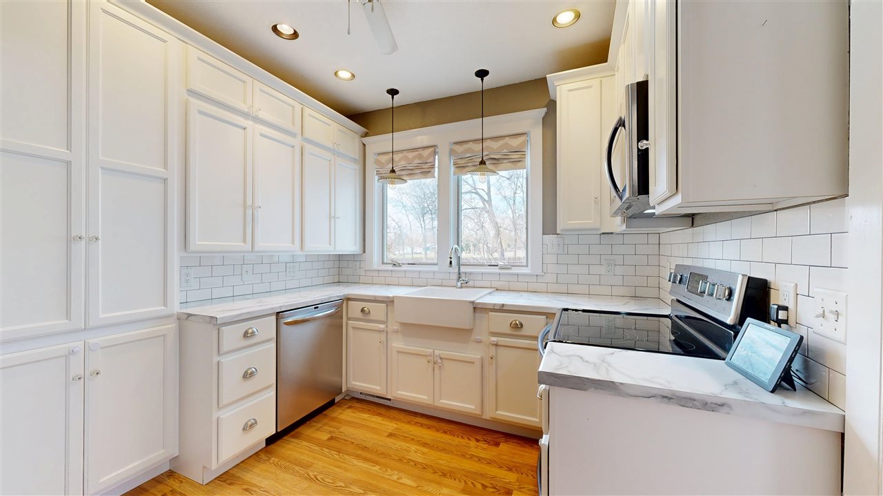 2025 A Street Iowa City IA 52245
