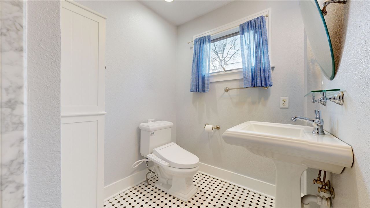 2025 A Street Iowa City IA 52245