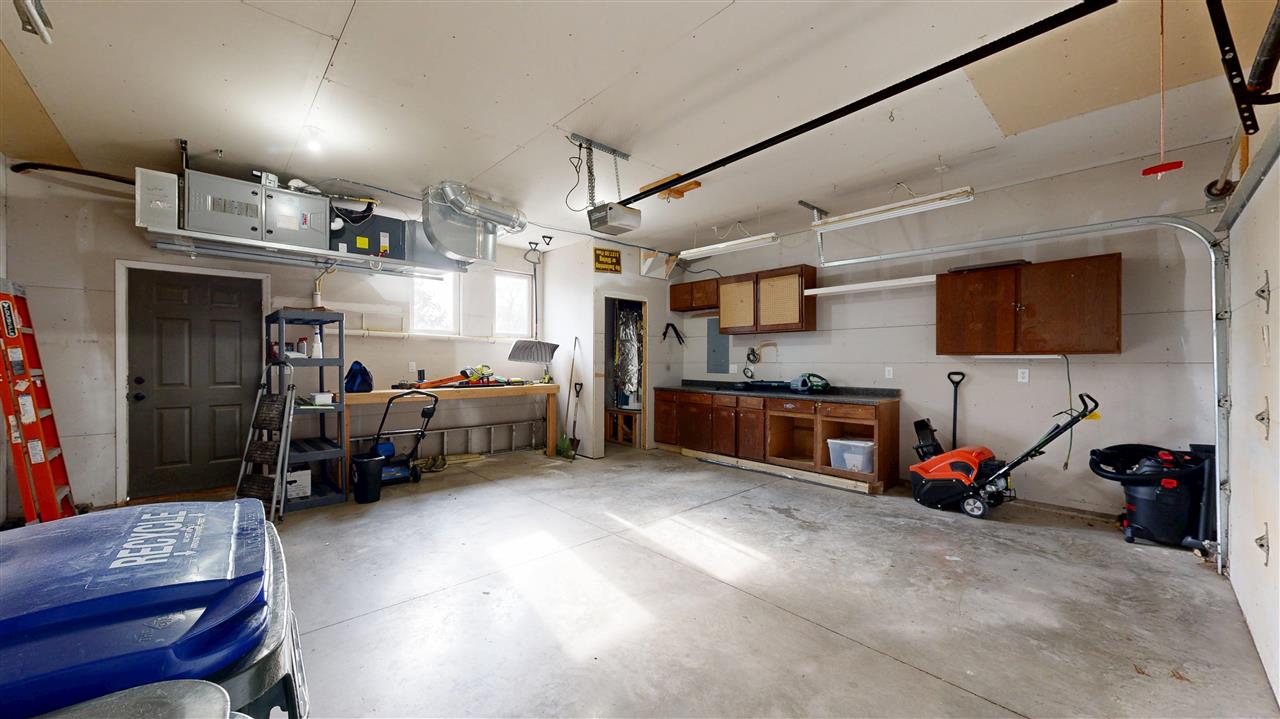 2025 A Street Iowa City IA 52245