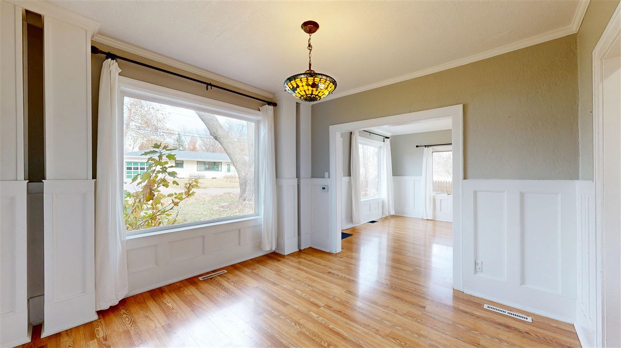 2025 A Street Iowa City IA 52245
