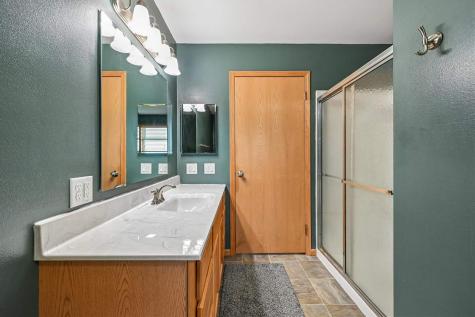 2590 Meadow View Drive Urbana IA 52345