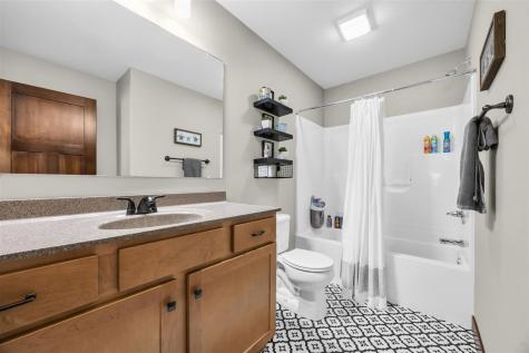 3589 Faulkner Avenue Marion IA 52302