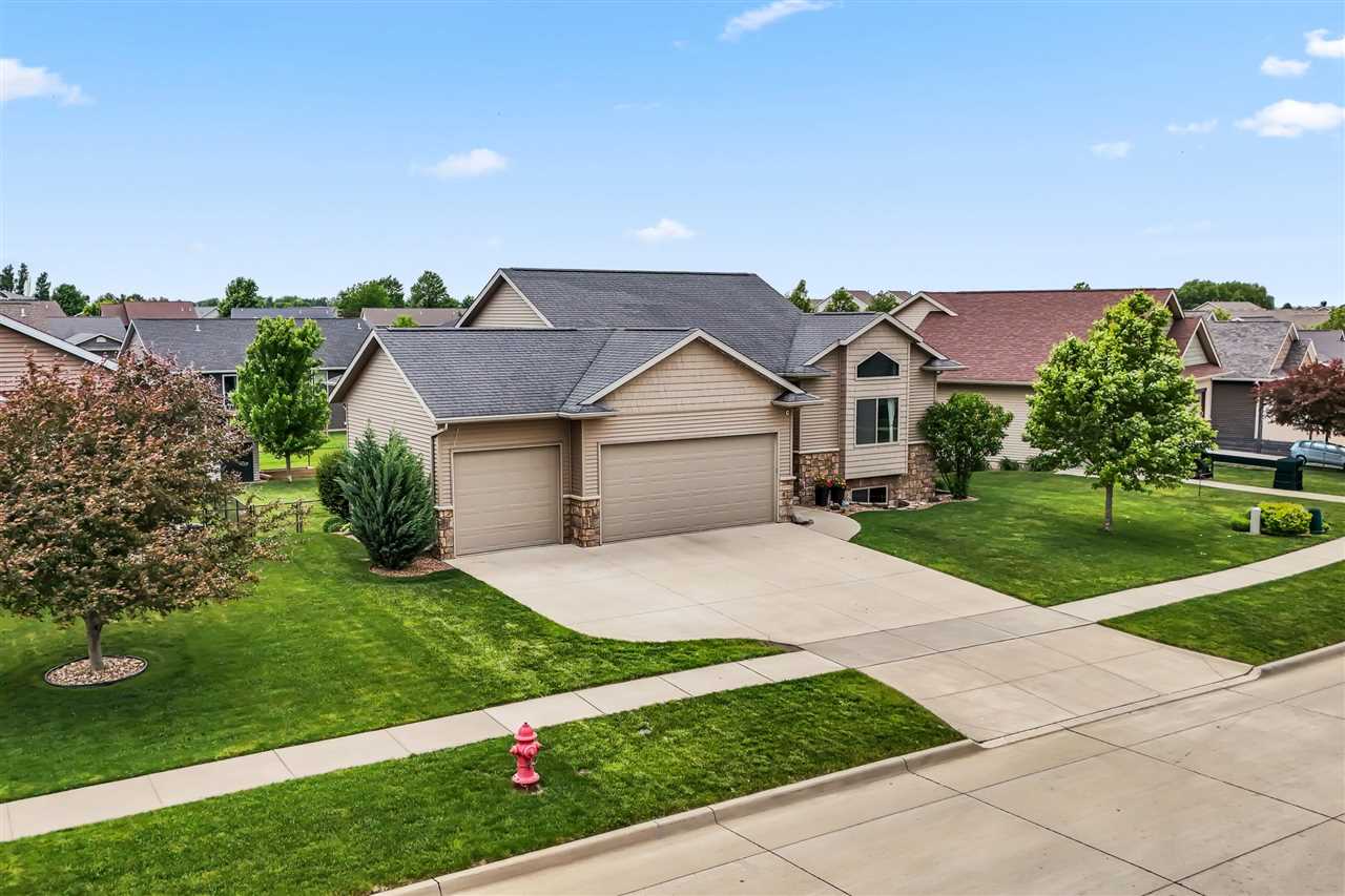 3589 Faulkner Avenue Marion IA 52302