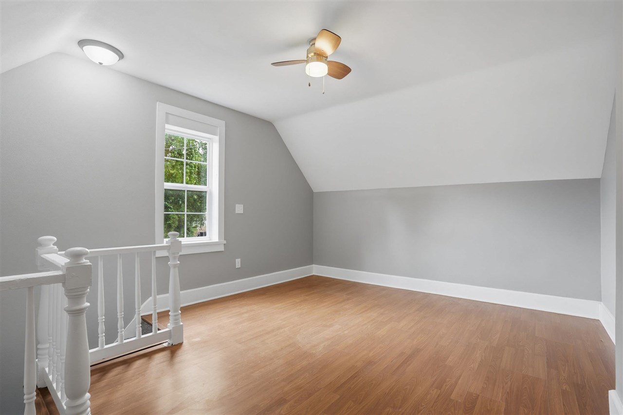 514 S Avenue C Washington IA 52353