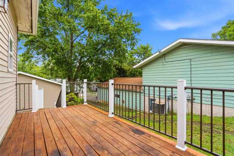 514 S Avenue C Washington IA 52353