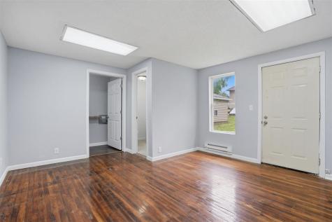 514 S Avenue C Washington IA 52353