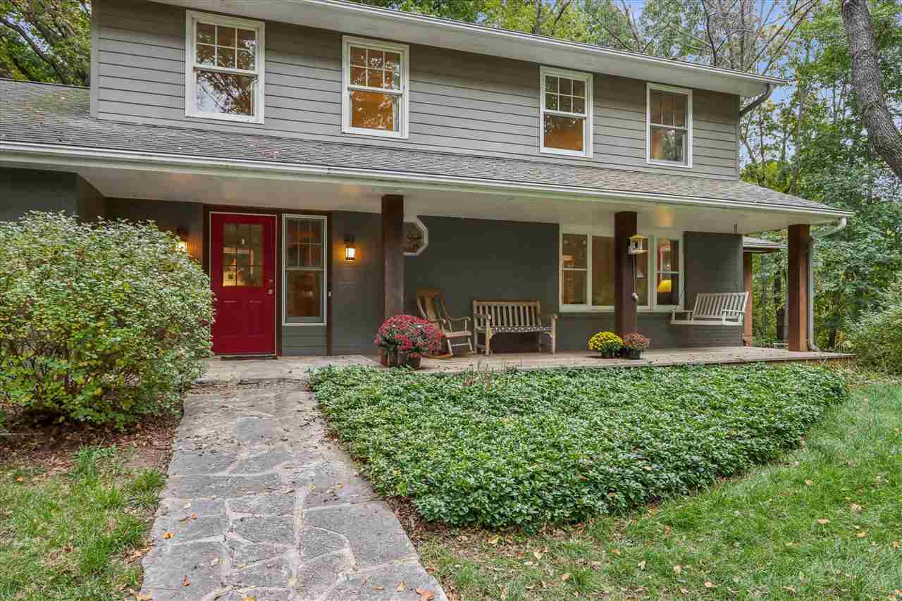 51 Lakeview Place NE Iowa City IA 52240