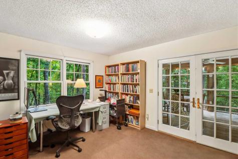 51 Lakeview Place NE Iowa City IA 52240