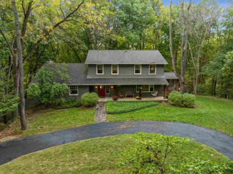 51 Lakeview Place NE Iowa City IA 52240