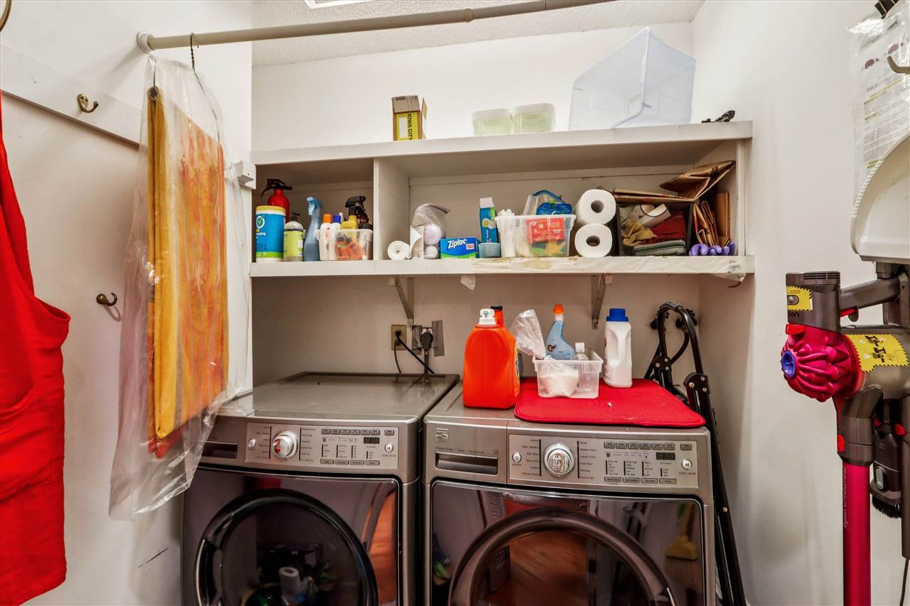 51 Lakeview Place NE Iowa City IA 52240