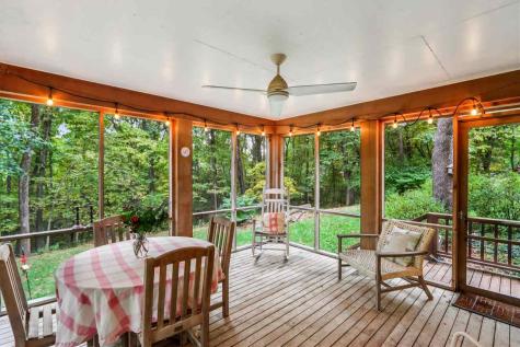 51 Lakeview Place NE Iowa City IA 52240