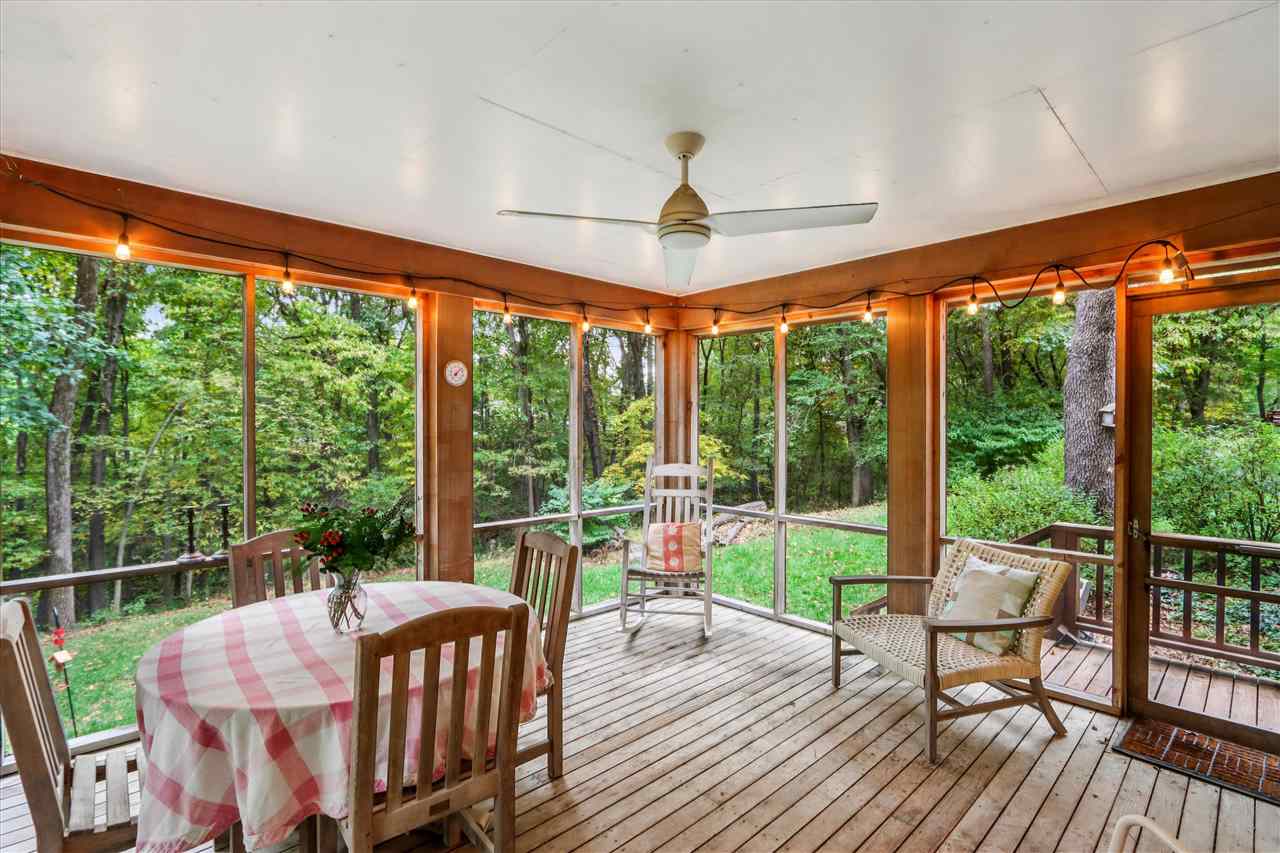 51 Lakeview Place NE Iowa City IA 52240