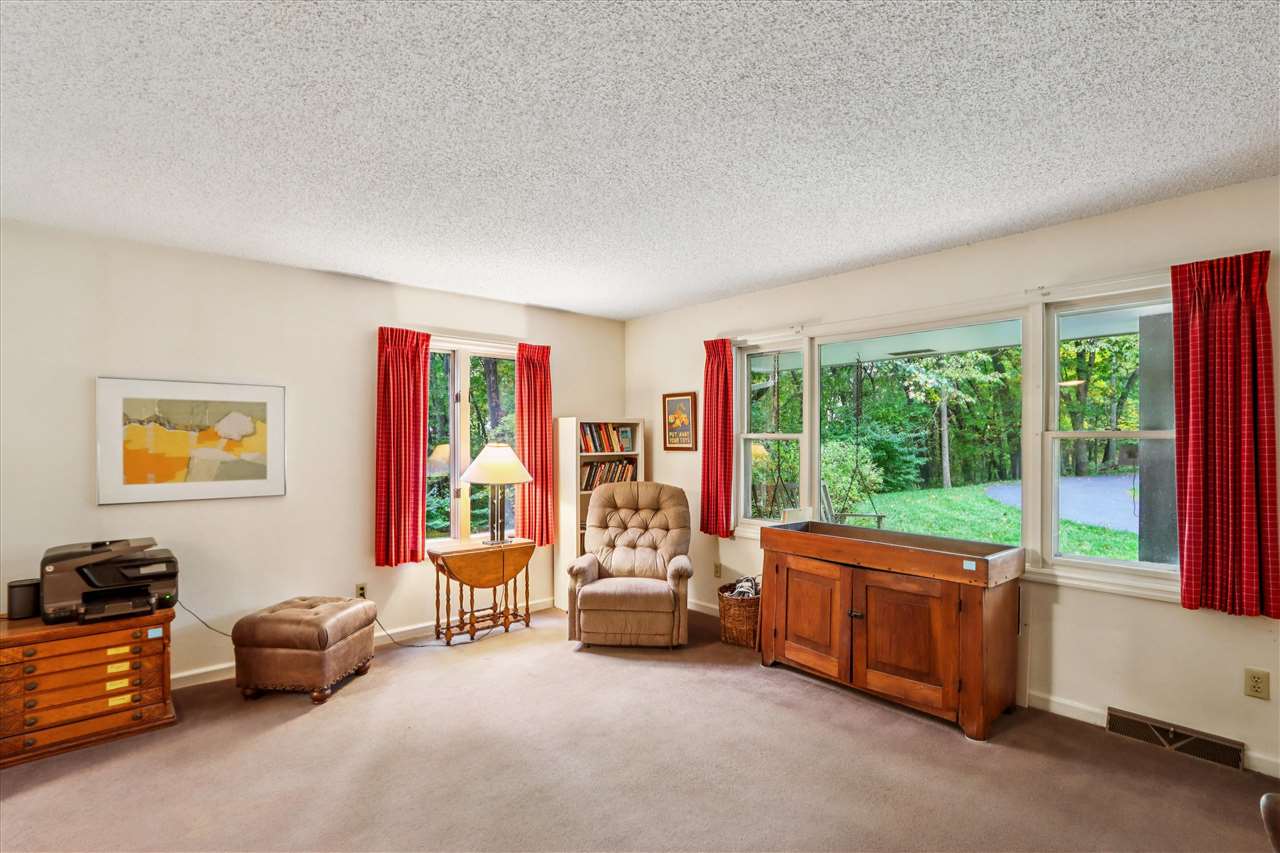 51 Lakeview Place NE Iowa City IA 52240