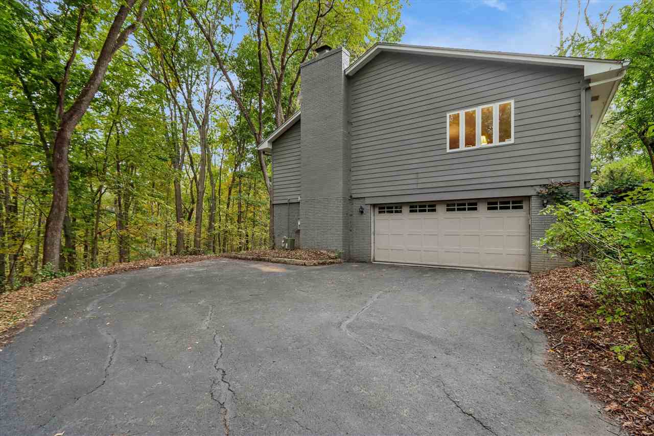 51 Lakeview Place NE Iowa City IA 52240