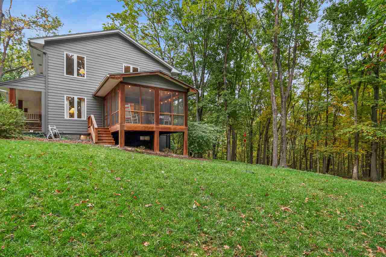 51 Lakeview Place NE Iowa City IA 52240