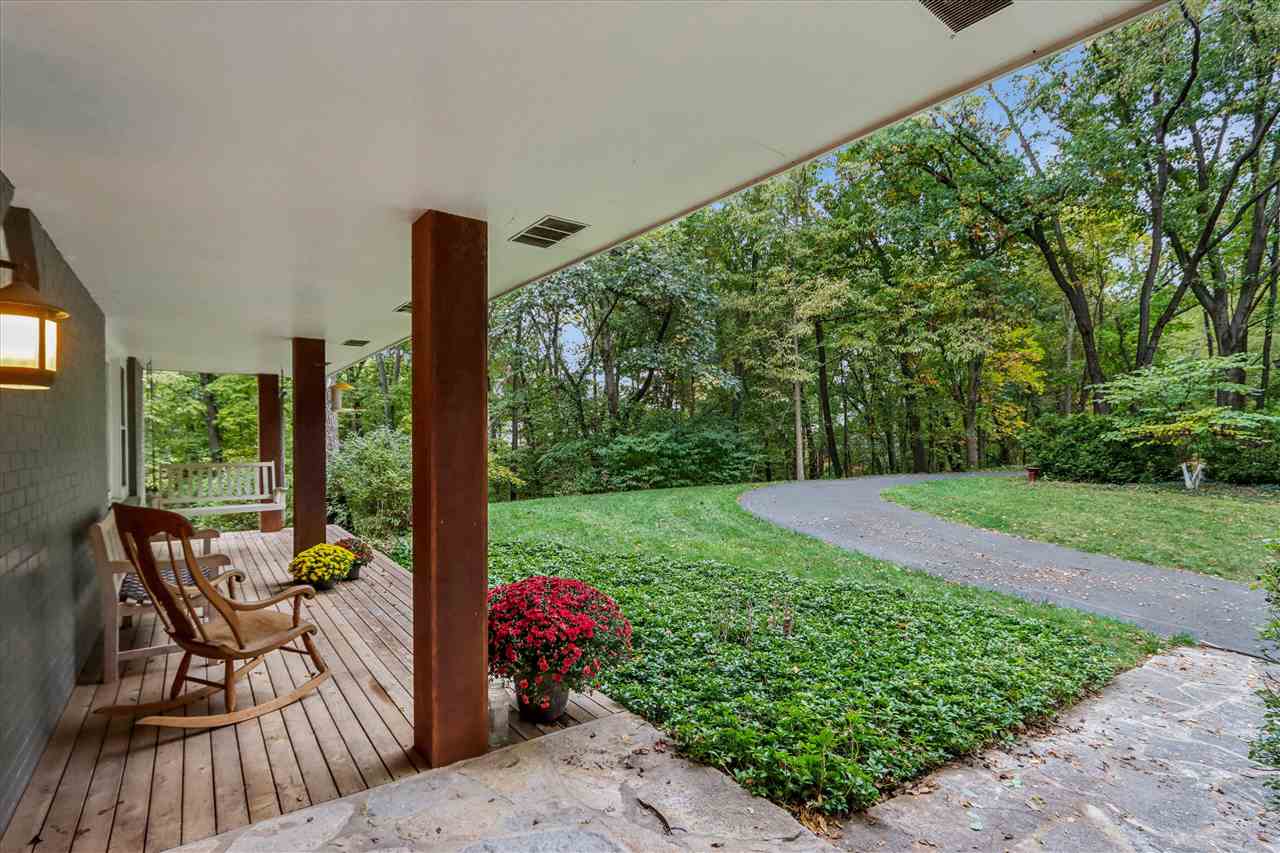 51 Lakeview Place NE Iowa City IA 52240