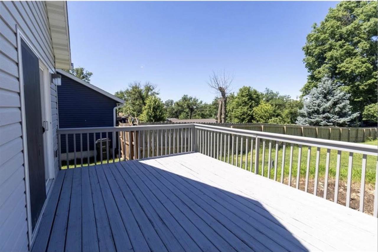 1230 NW Belmont Parkway Cedar Rapids IA 52405