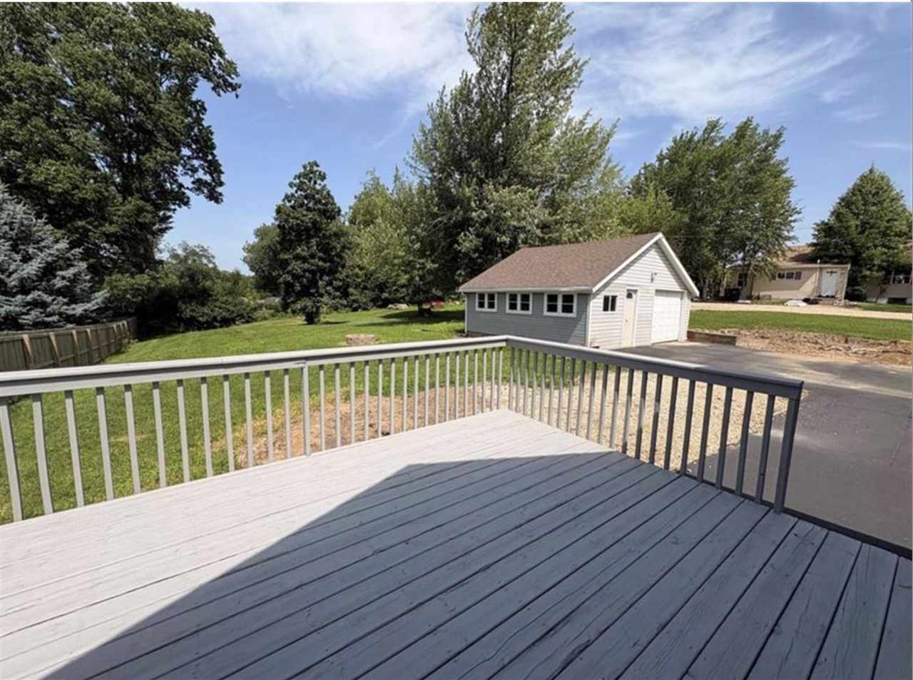 1230 NW Belmont Parkway Cedar Rapids IA 52405