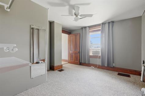 2955 245th Street Ainsworth IA 52201