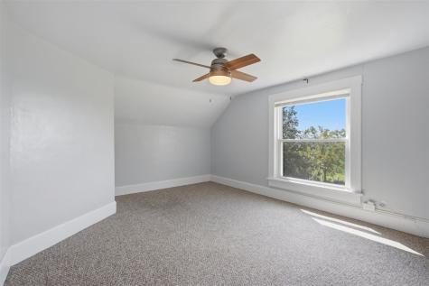 2955 245th Street Ainsworth IA 52201