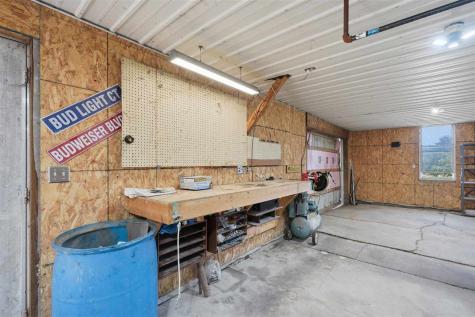 2955 245th Street Ainsworth IA 52201