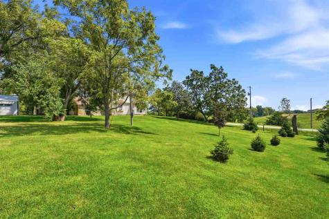 2955 245th Street Ainsworth IA 52201