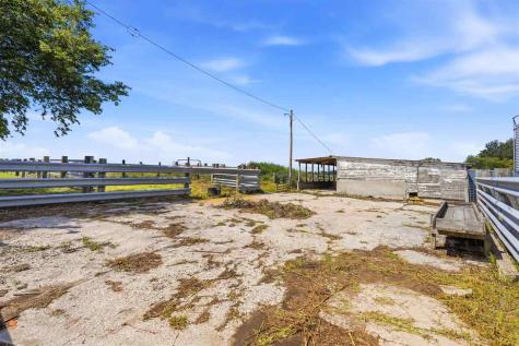 2955 245th Street Ainsworth IA 52201