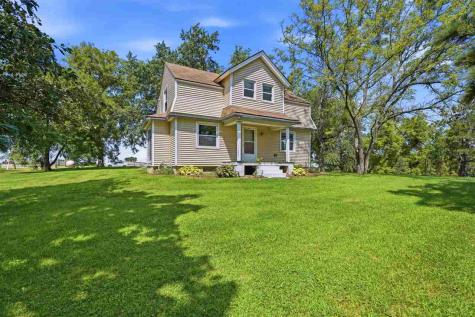 2955 245th Street Ainsworth IA 52201