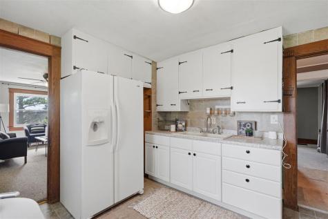 2955 245th Street Ainsworth IA 52201