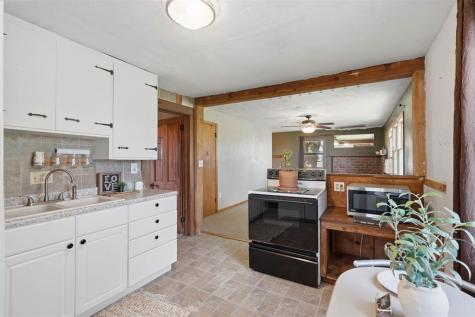 2955 245th Street Ainsworth IA 52201