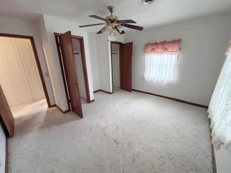 18024 Highway 70 Conesville IA 52739