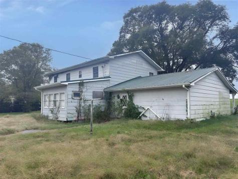 18024 Highway 70 Conesville IA 52739