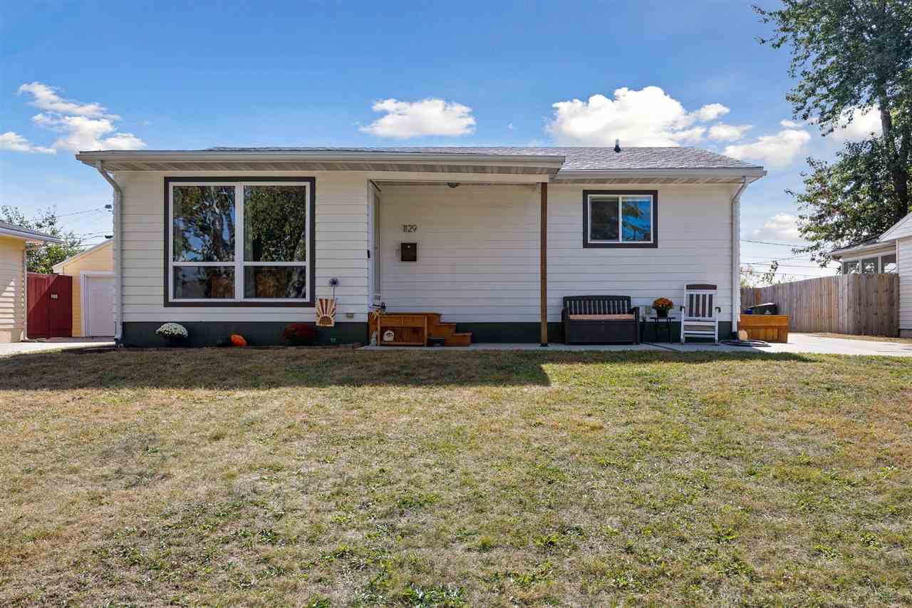 1129 Clifton Street Cedar Rapids IA 52402