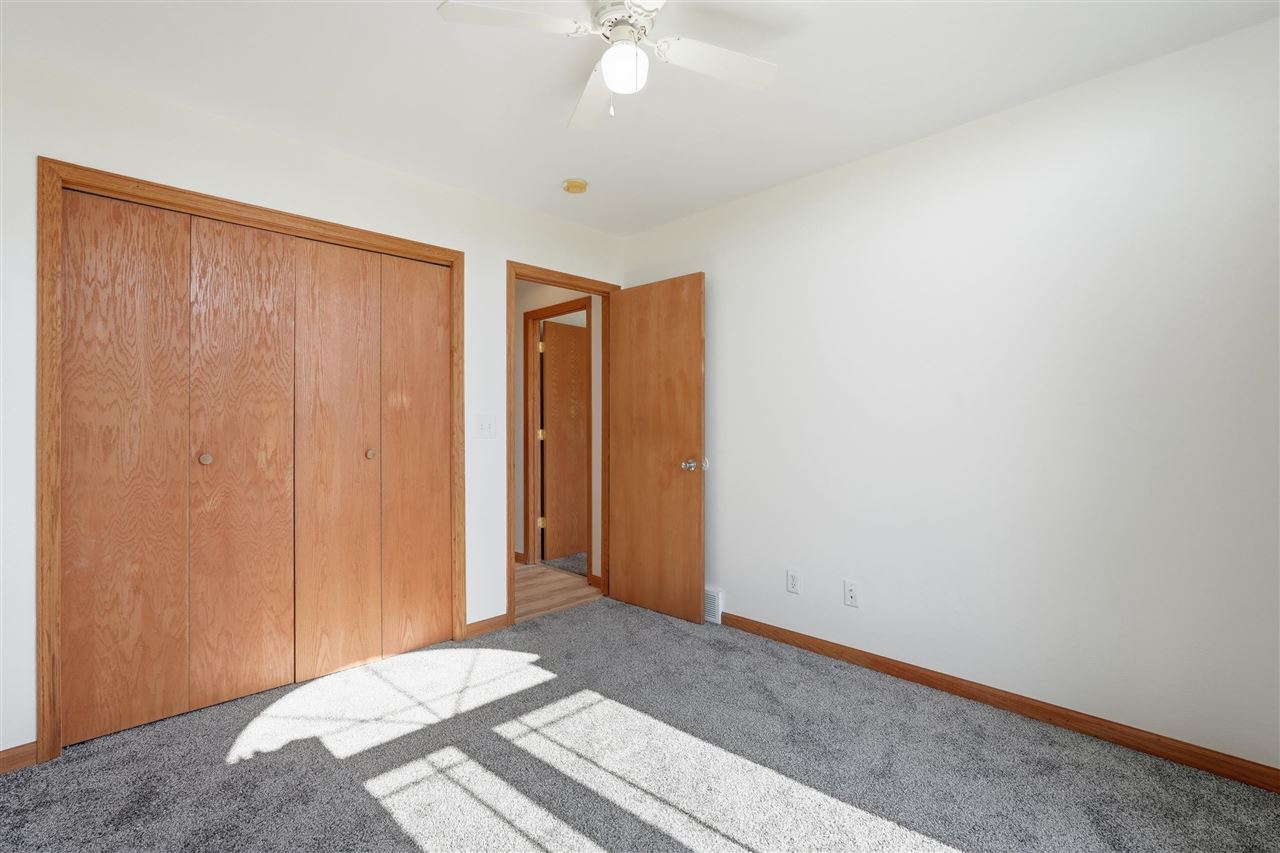 108 Pheasant Avenue Atkins IA 52206