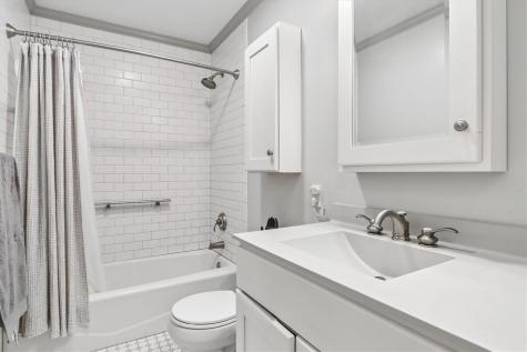 1601 Center Avenue Iowa City IA 52240