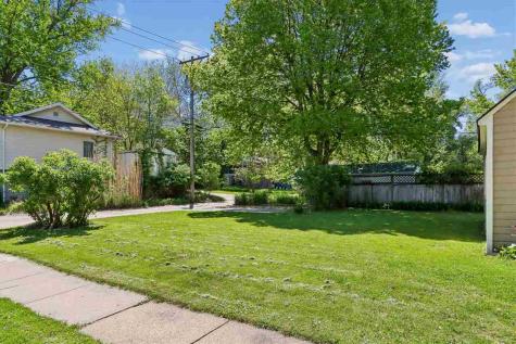 1601 Center Avenue Iowa City IA 52240