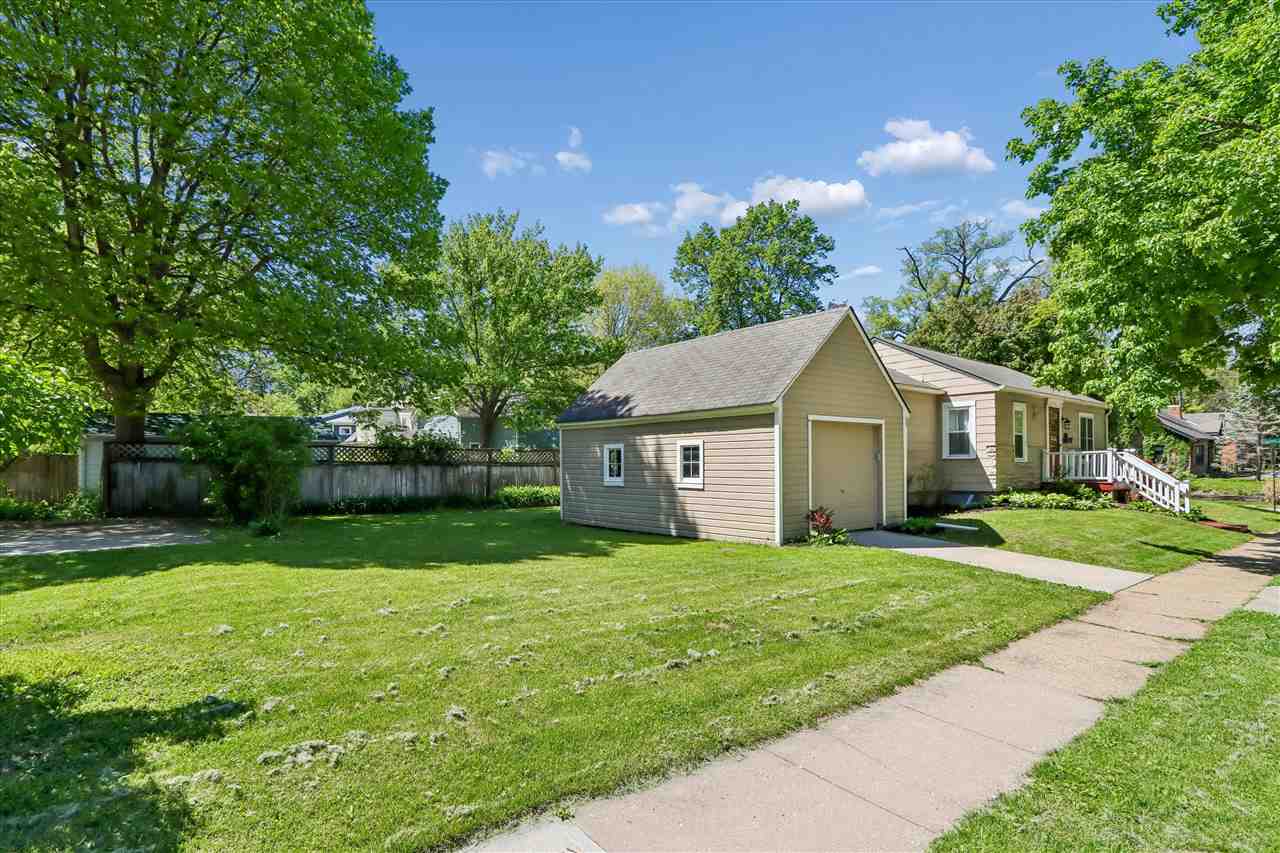 1601 Center Avenue Iowa City IA 52240