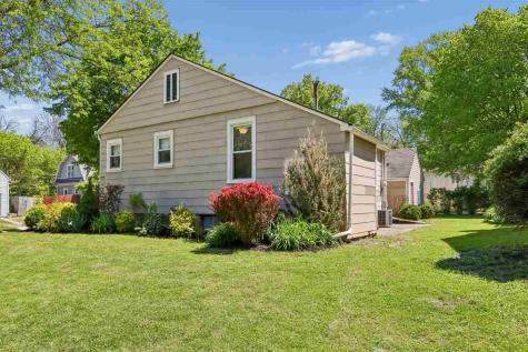 1601 Center Avenue Iowa City IA 52240