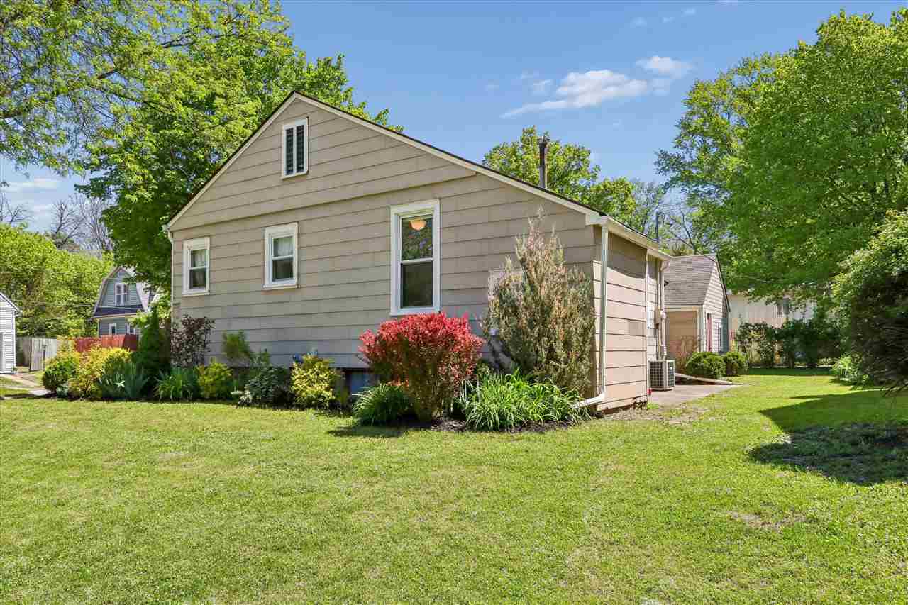 1601 Center Avenue Iowa City IA 52240