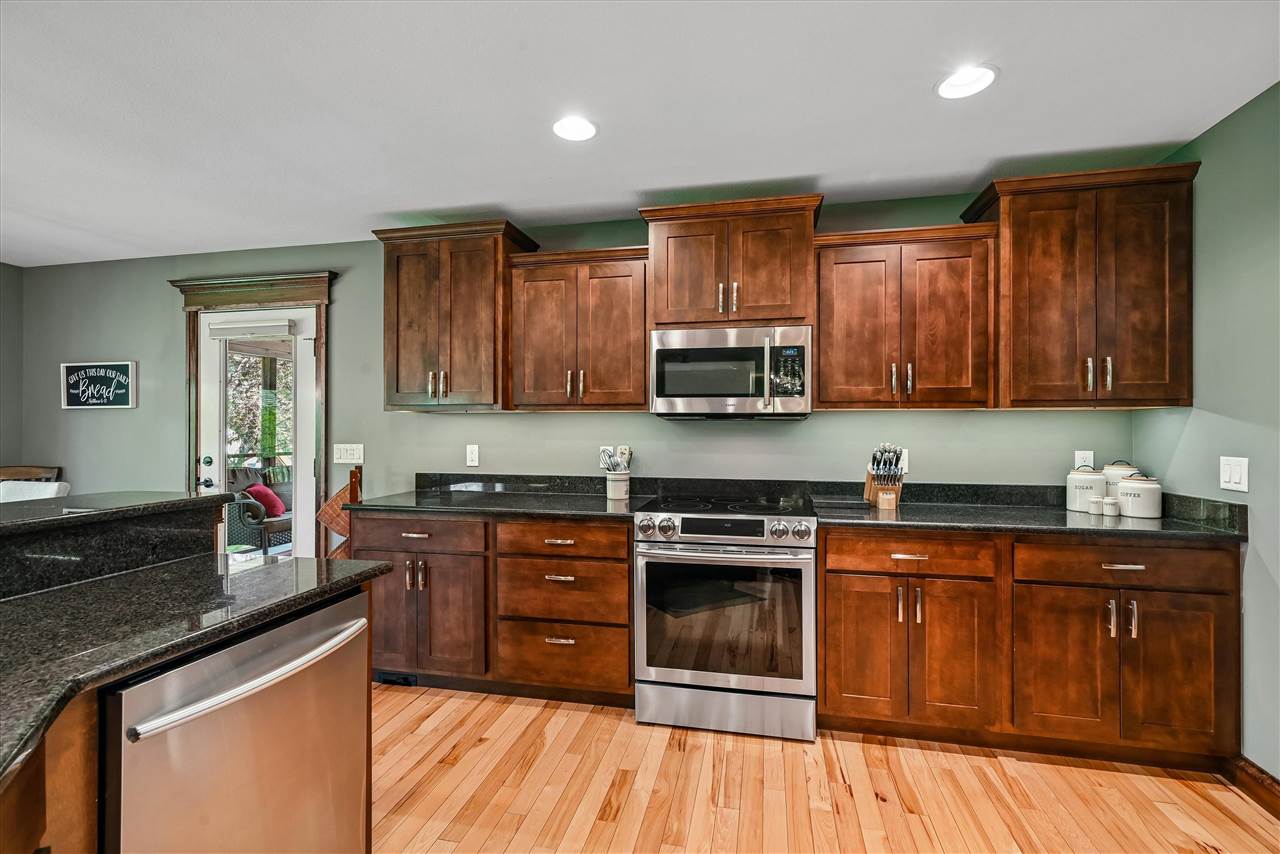 910 Aster Court Fairfax IA 52228