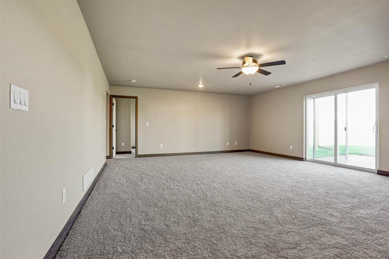 224A Vista Drive Kalona IA 52247