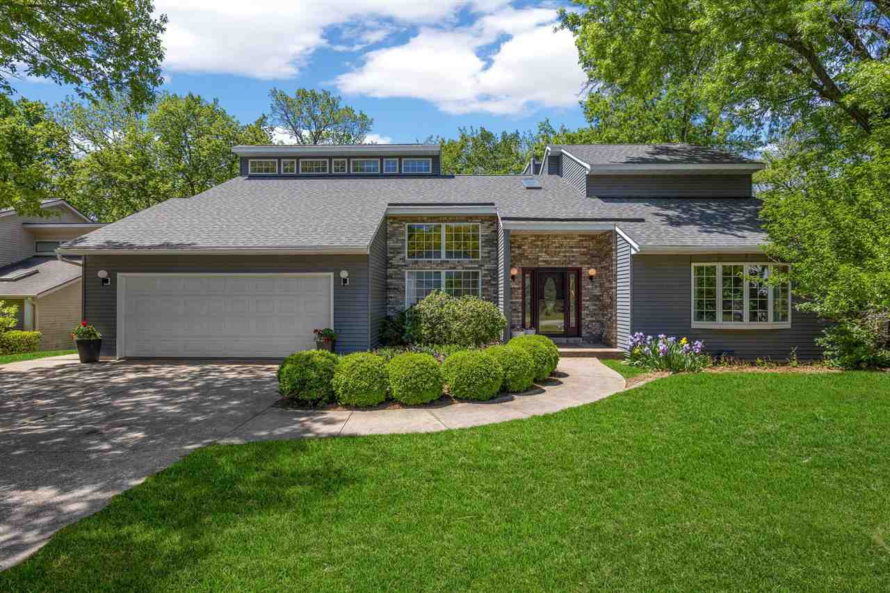 317 N 7th Avenue Iowa City IA 52245