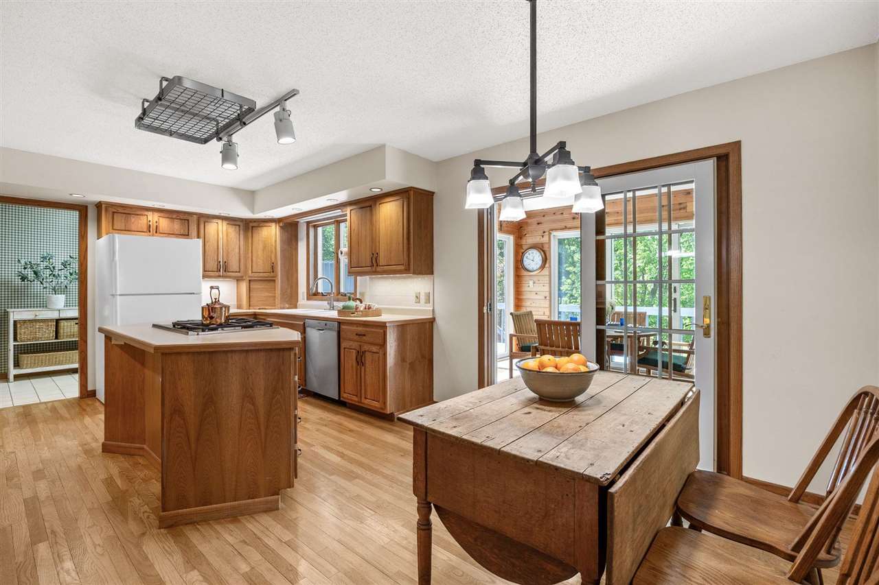 317 N 7th Avenue Iowa City IA 52245