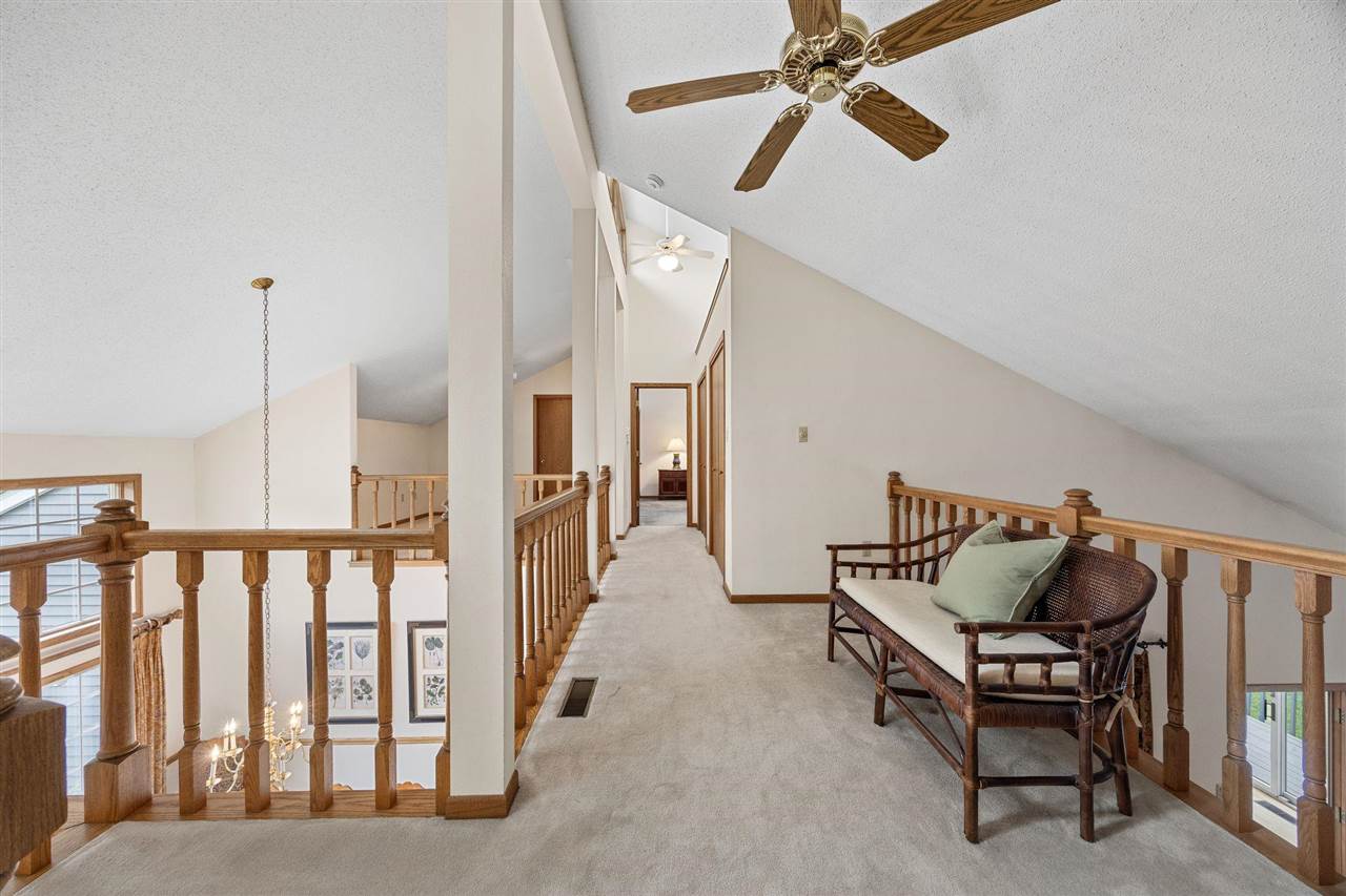 317 N 7th Avenue Iowa City IA 52245