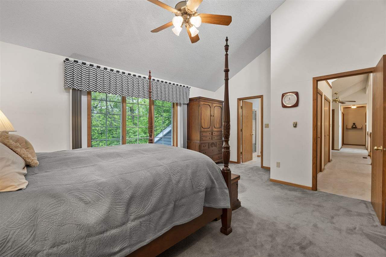 317 N 7th Avenue Iowa City IA 52245