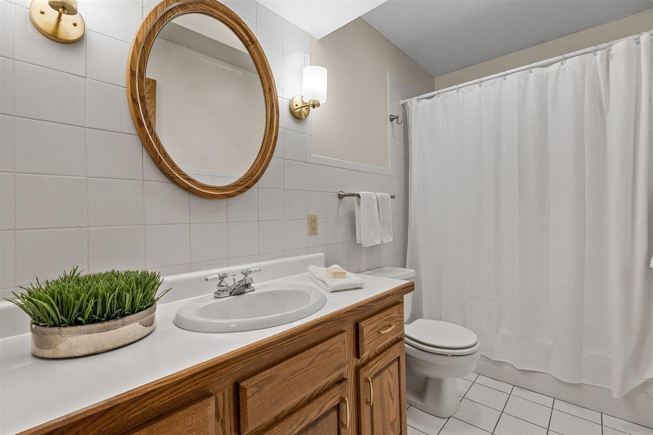 317 N 7th Avenue Iowa City IA 52245